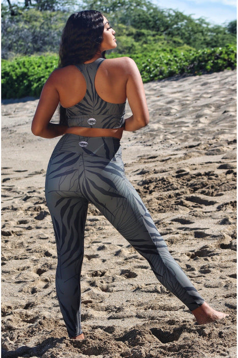 'Ōkupu Crossover Pocket Leggings