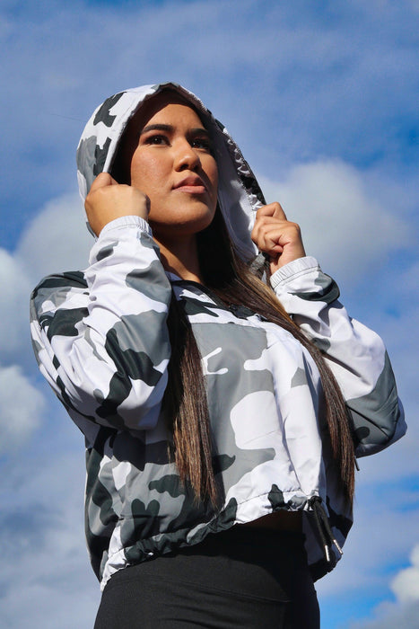 Ka'ala Gray Camo Women’s cropped windbreaker